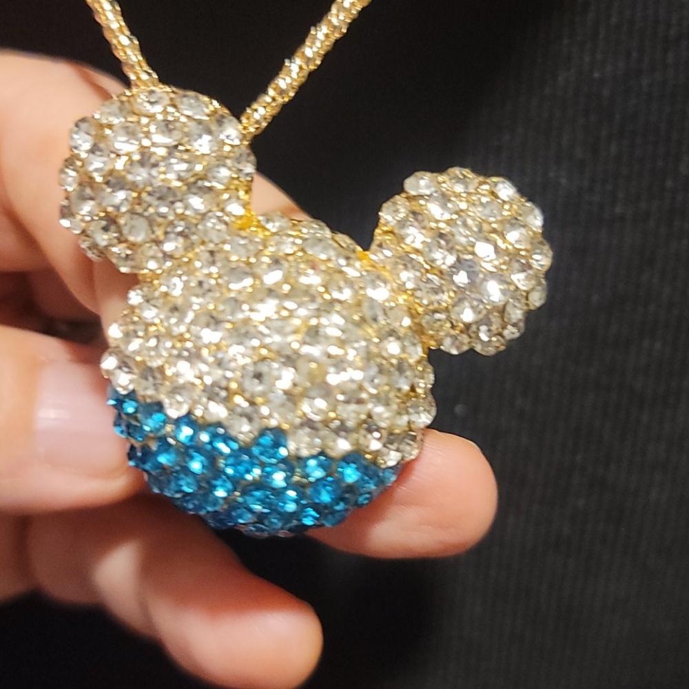 NWT Crystal Mouse head necklace by Betsey Johnson